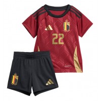 Maglie da calcio Belgio Jeremy Doku #22 Prima Maglia Bambino Europei 2024 Manica Corta (+ Pantaloni corti)